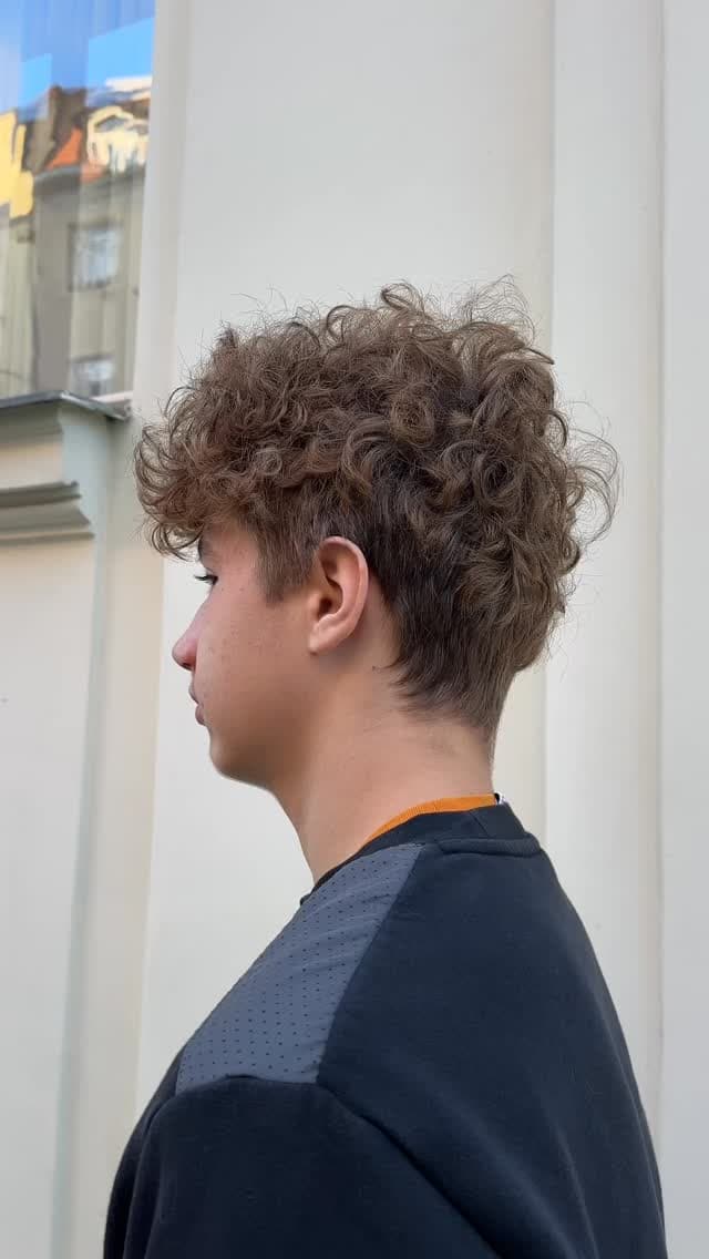 Plus Beauty Salon — pánský střih